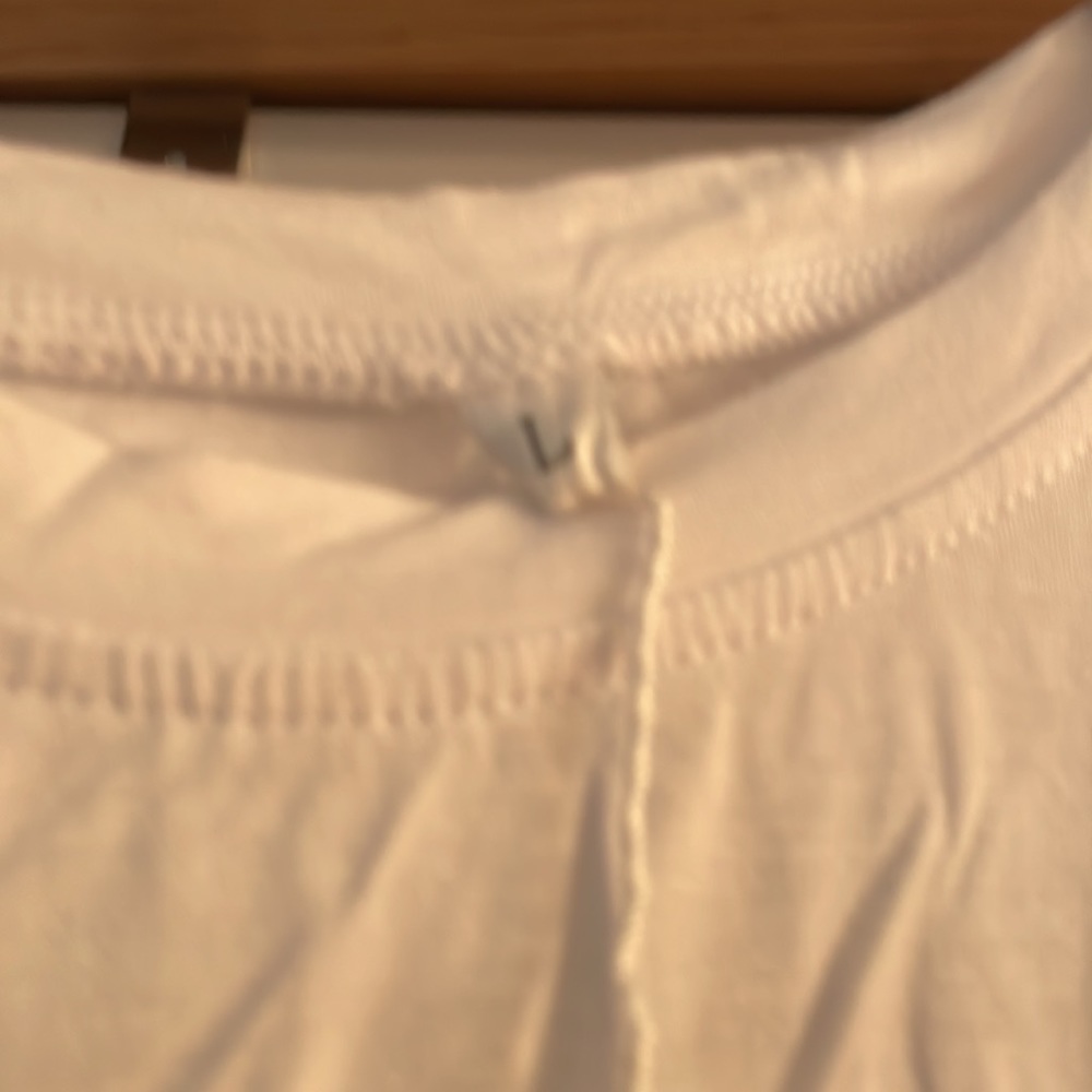 Brand new with tags crop tank top - Picture 2 of 3